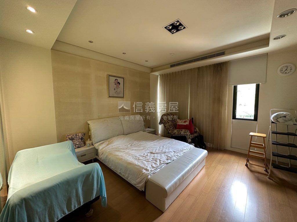 綠華濃精緻裝潢美妝別墅房屋室內格局與周邊環境
