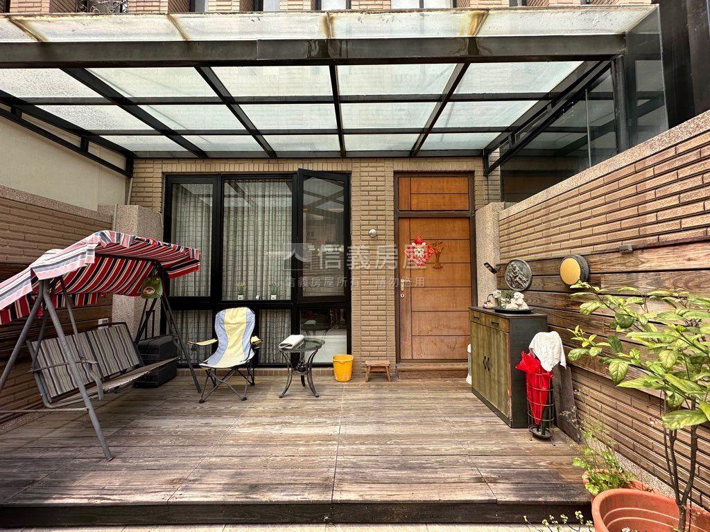 綠華濃精緻裝潢美妝別墅房屋室內格局與周邊環境