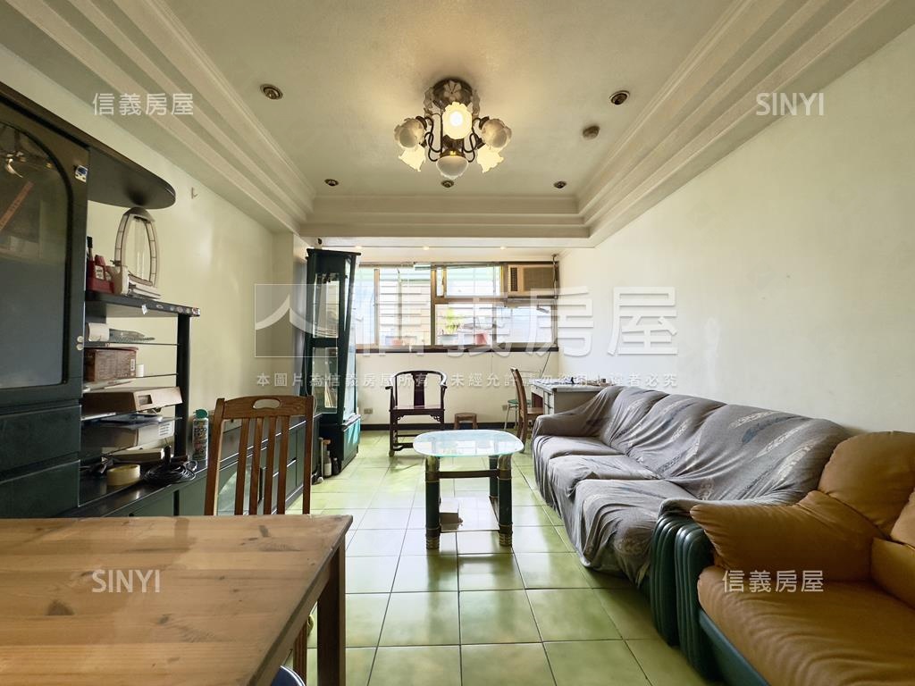 圓山捷運華廈方正三房房屋室內格局與周邊環境