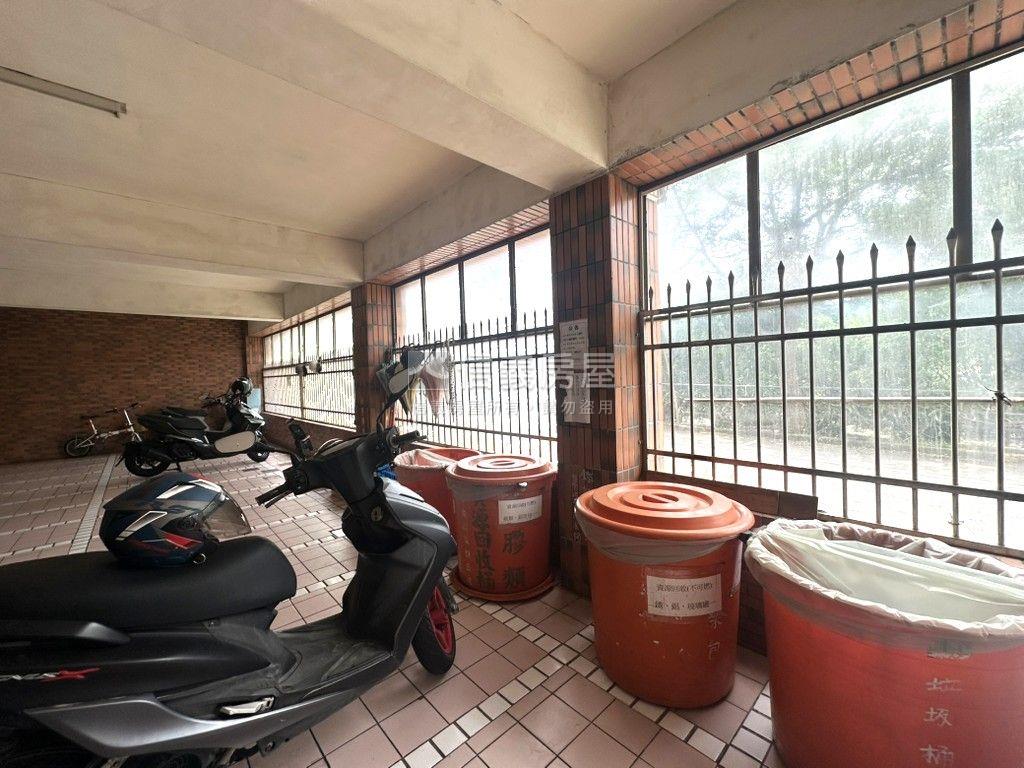 近園區綠景精美小豪宅房屋室內格局與周邊環境