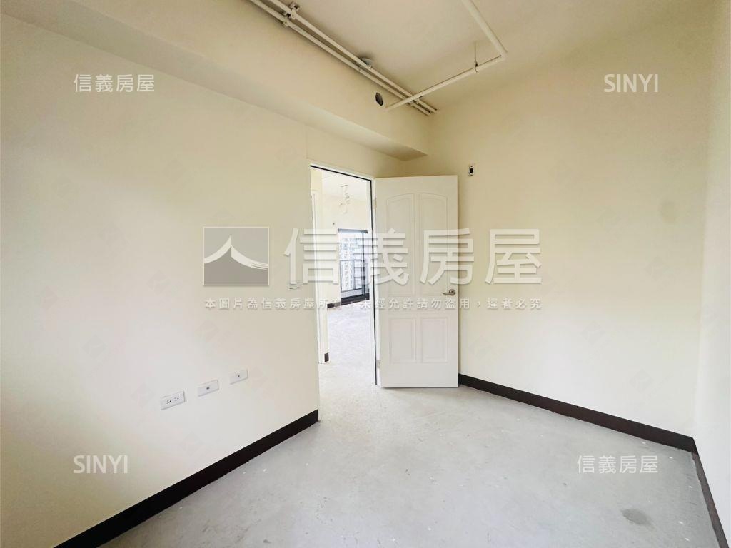 青埔高樓青茵悅大兩房車位房屋室內格局與周邊環境