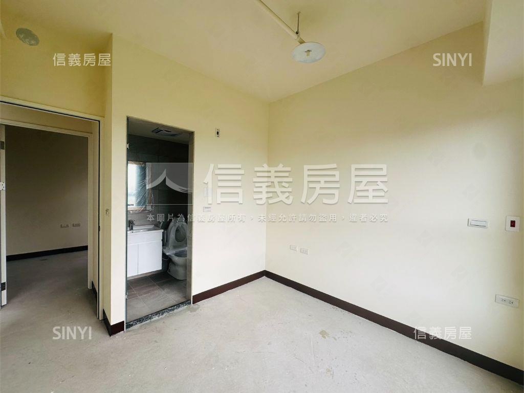 青埔高樓青茵悅大兩房車位房屋室內格局與周邊環境