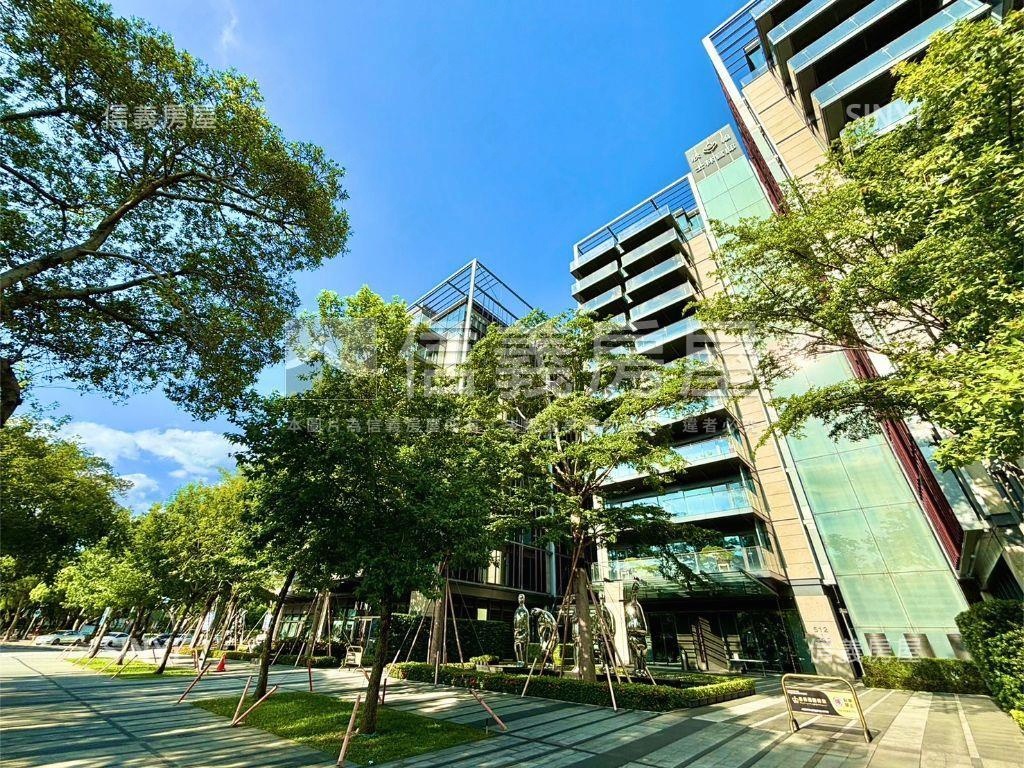 欣翰士林官邸樓中樓豪辦房屋室內格局與周邊環境