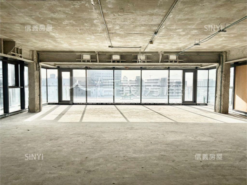 欣翰士林官邸樓中樓豪辦房屋室內格局與周邊環境