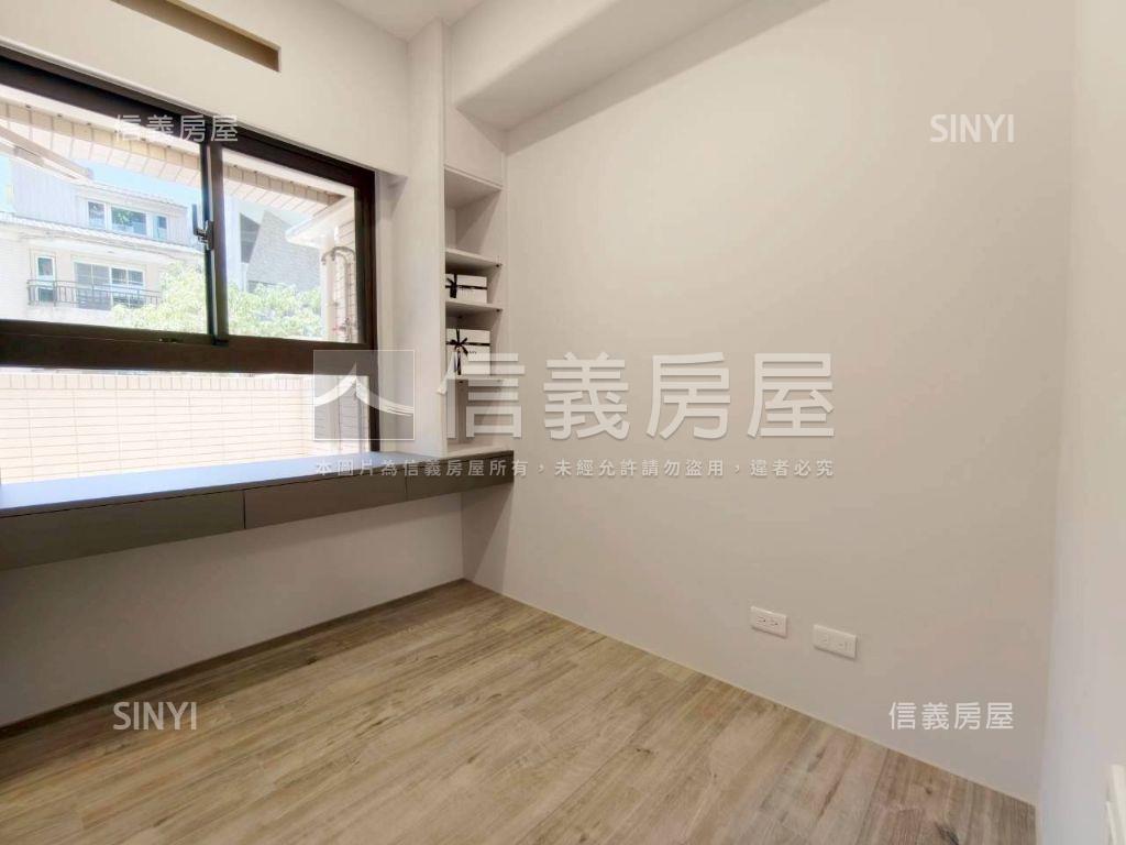 精緻奢華兩房車位房屋室內格局與周邊環境