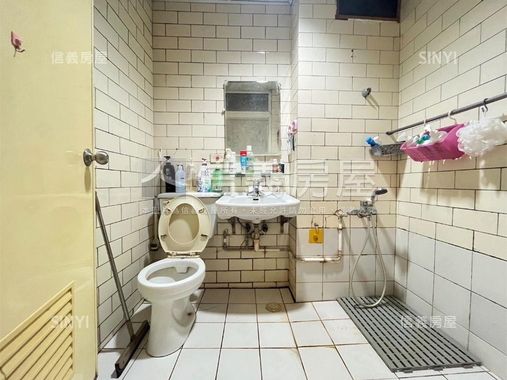 稀有！近彰基３房美公寓房屋室內格局與周邊環境