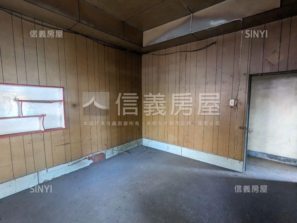 中華路方正平房Ａ房屋室內格局與周邊環境