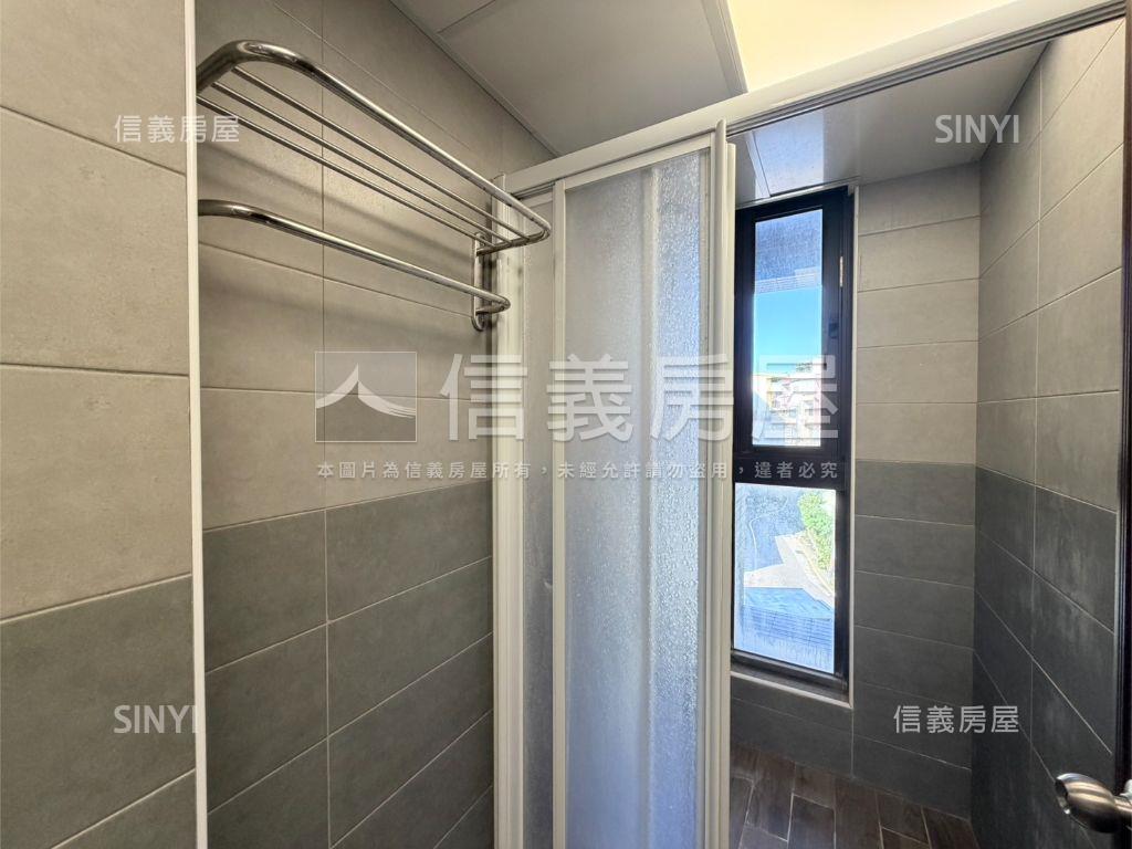 旭盛弄堂臨路車庫透天房屋室內格局與周邊環境
