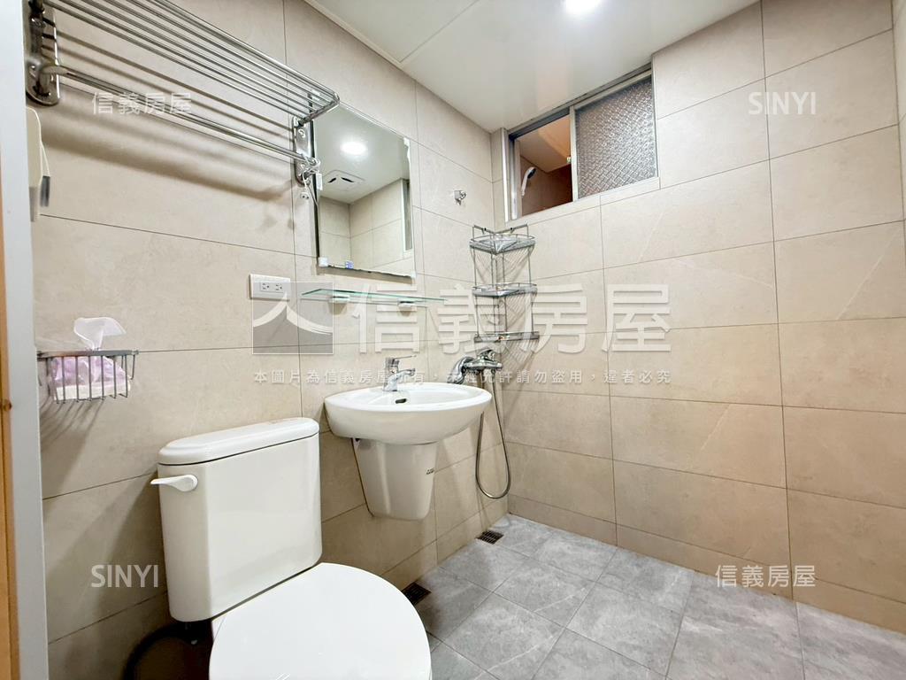 雙敦房衛皆有窗，地點好房屋室內格局與周邊環境