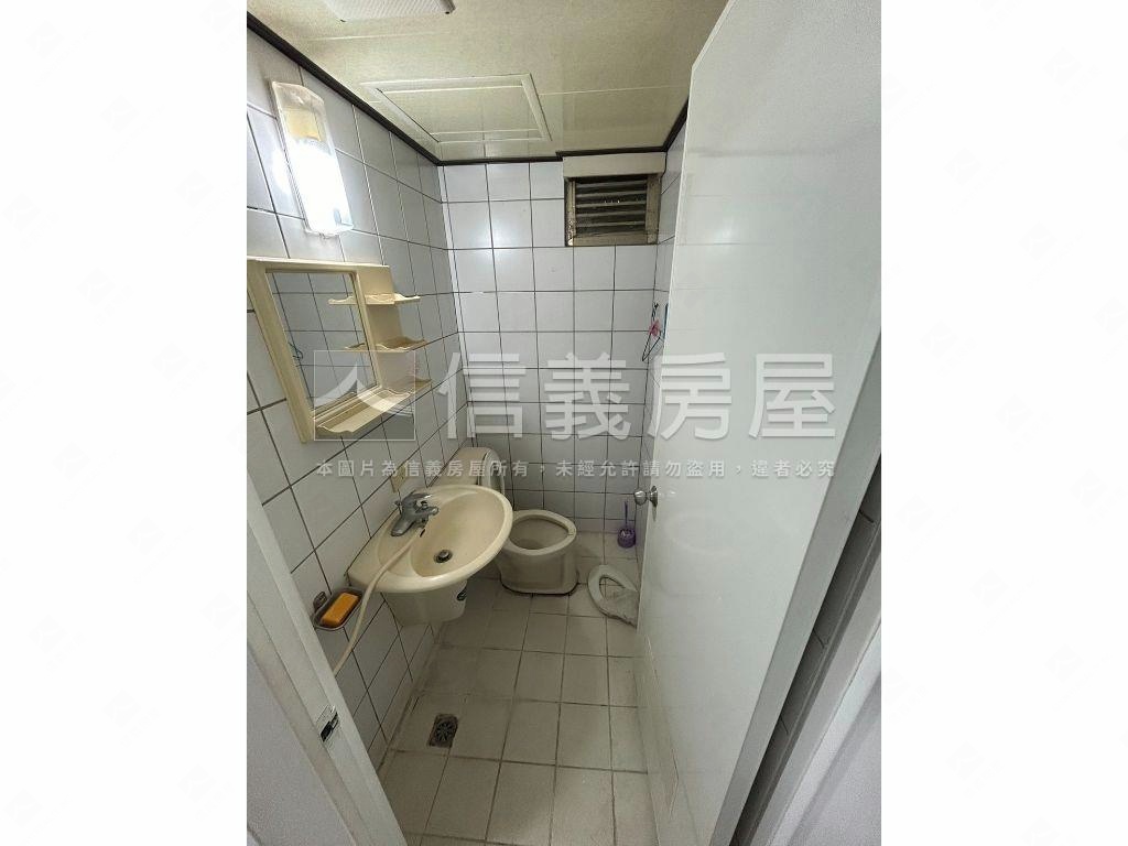 虎嘯西村邊間美三房房屋室內格局與周邊環境