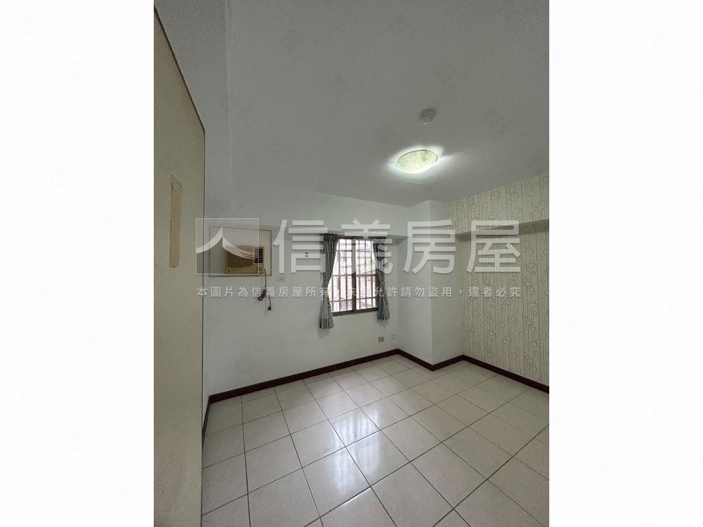 虎嘯西村邊間美三房房屋室內格局與周邊環境