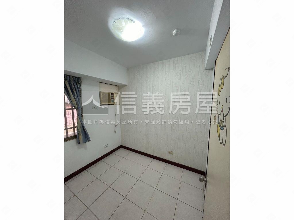 虎嘯西村邊間美三房房屋室內格局與周邊環境