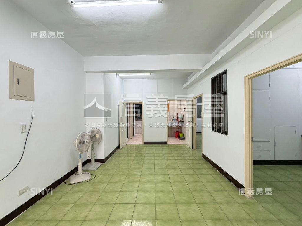 稀有正的美３房房屋室內格局與周邊環境