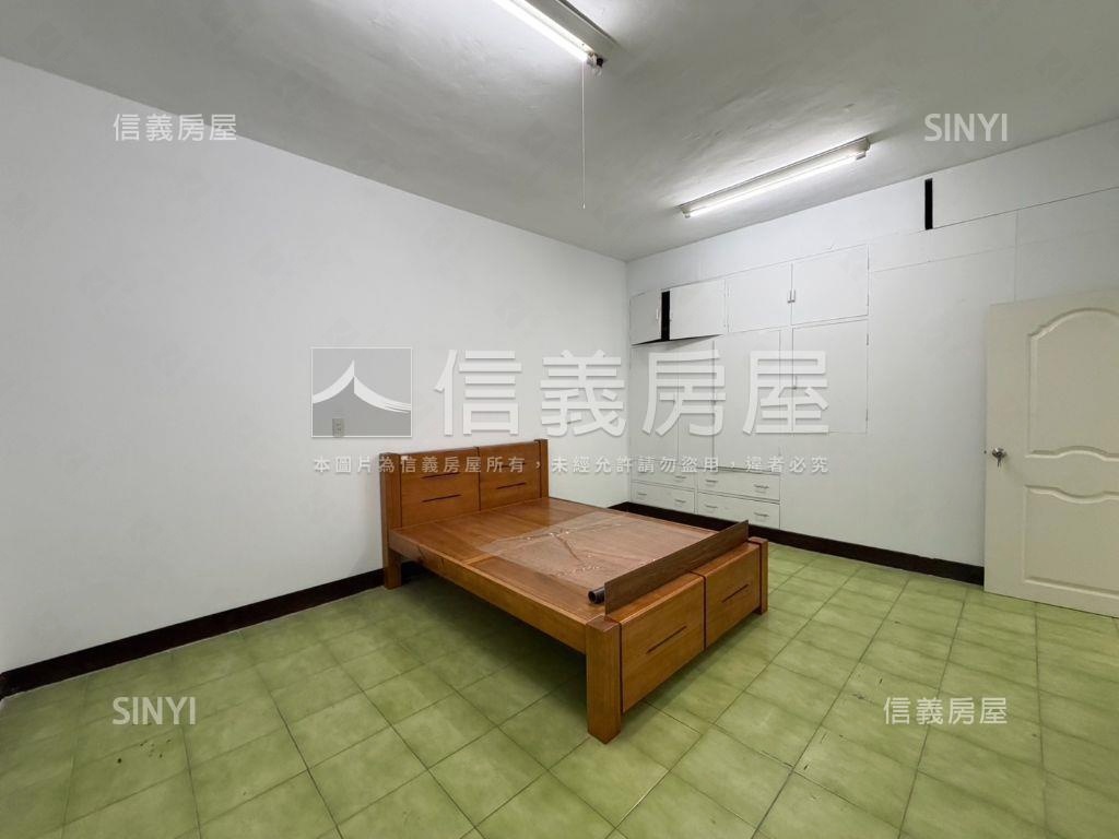 稀有正的美３房房屋室內格局與周邊環境