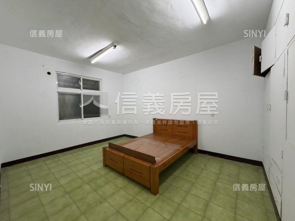 稀有正的美３房房屋室內格局與周邊環境