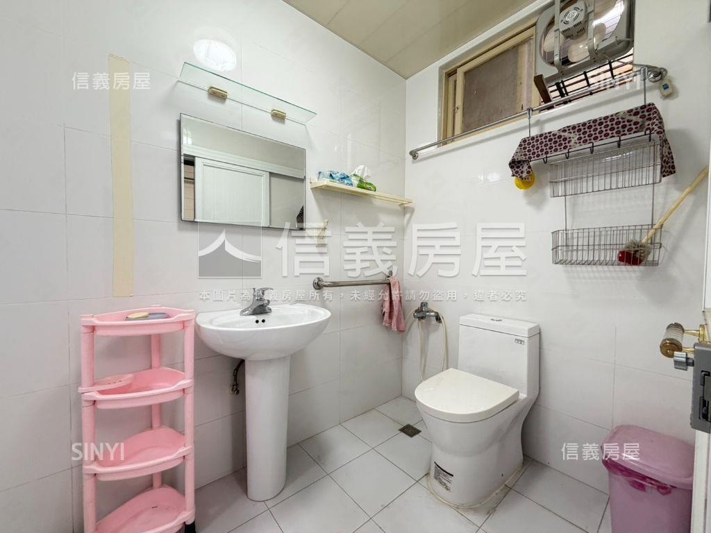 稀有正的美３房房屋室內格局與周邊環境