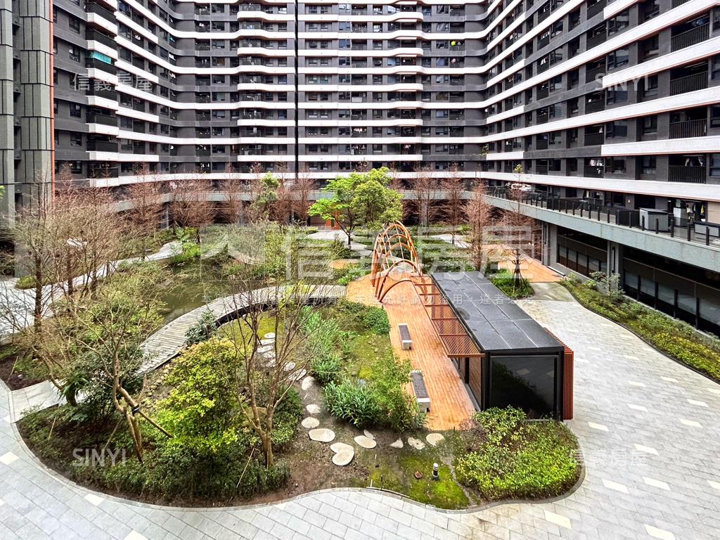 華悅城美妝三房車位房屋室內格局與周邊環境