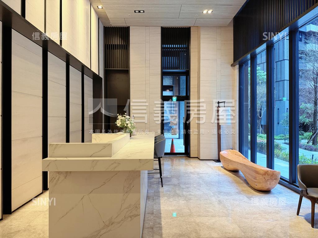 華悅城美妝三房車位房屋室內格局與周邊環境