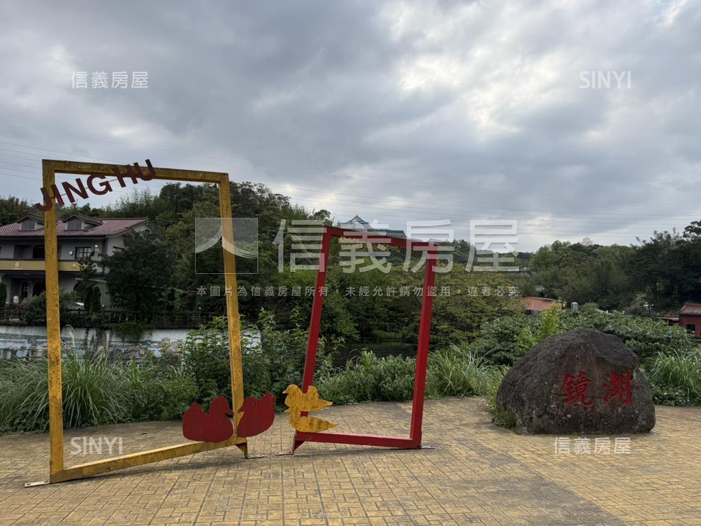 萬里。廣大寧靜土地房屋室內格局與周邊環境