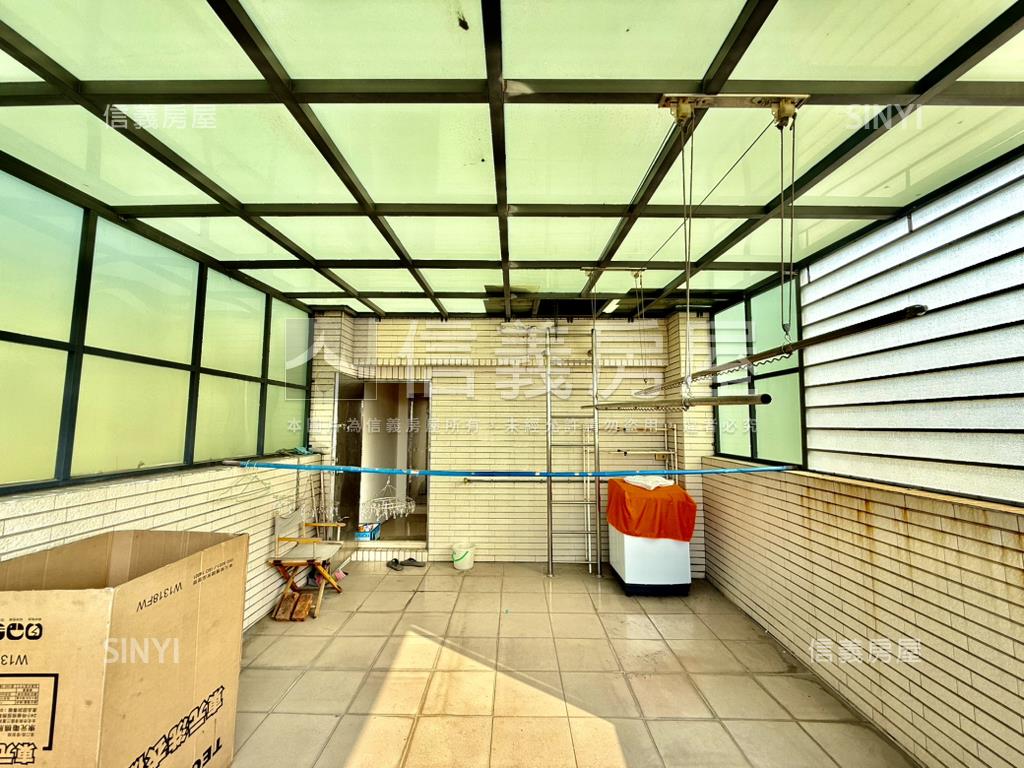 陽明輕屋齡ＲＣ透天房屋室內格局與周邊環境