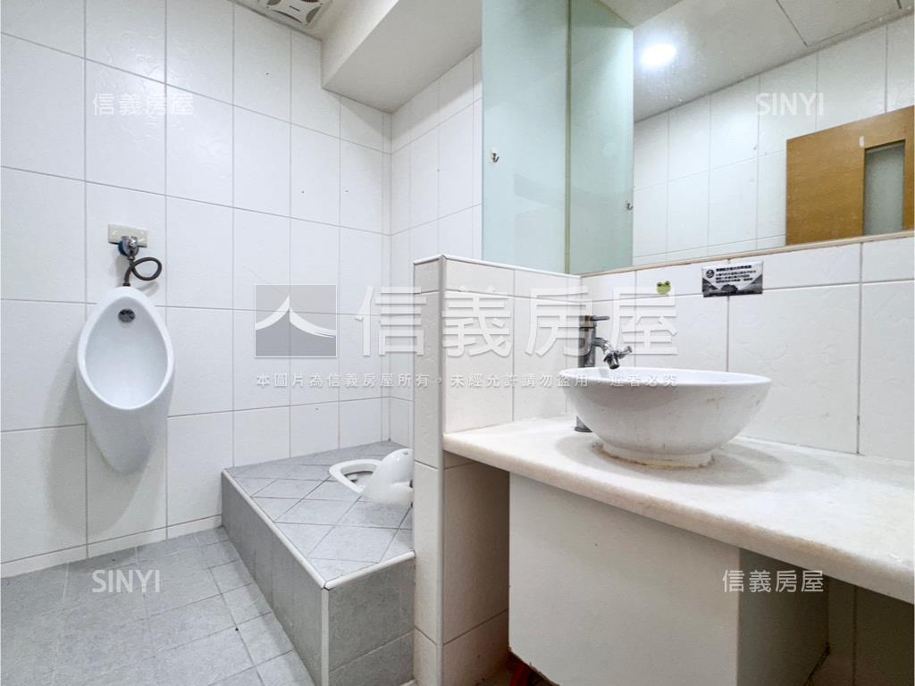 河堤明仁路顯眼金店面房屋室內格局與周邊環境