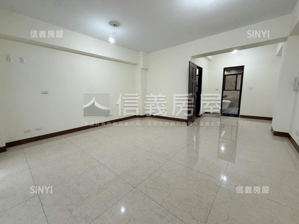 禾承．偕富五居面寬車墅房屋室內格局與周邊環境