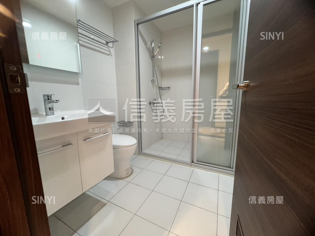中路優質三房車位裝潢美屋房屋室內格局與周邊環境