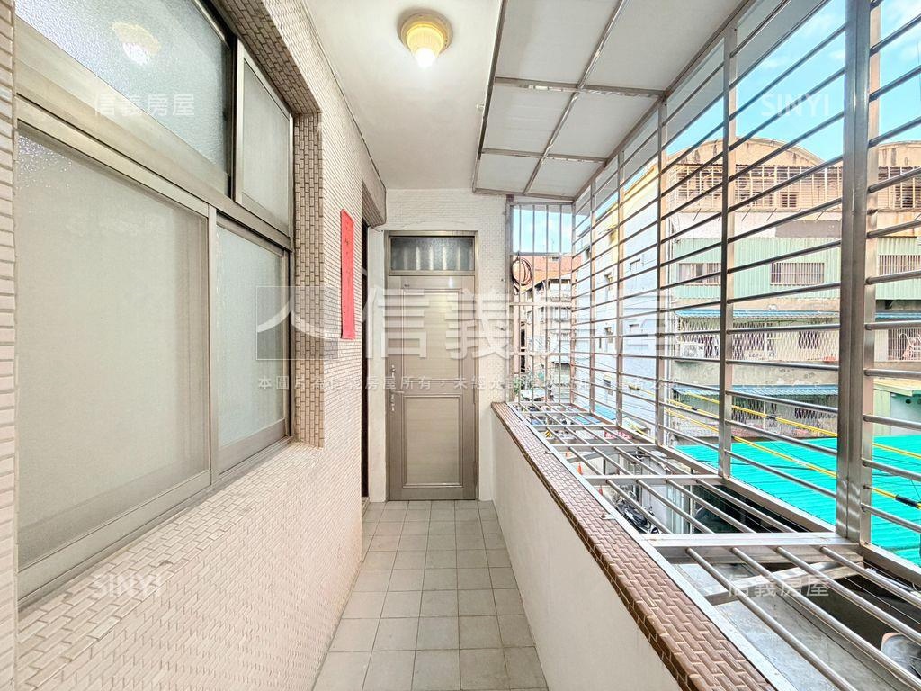 三民高中前後陽台邊間三樓房屋室內格局與周邊環境