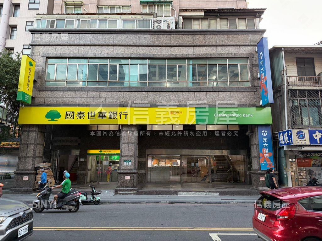 三民高中前後陽台邊間三樓房屋室內格局與周邊環境