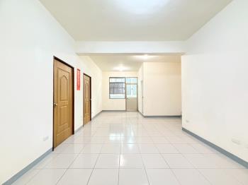 三民高中前後陽台邊間三樓