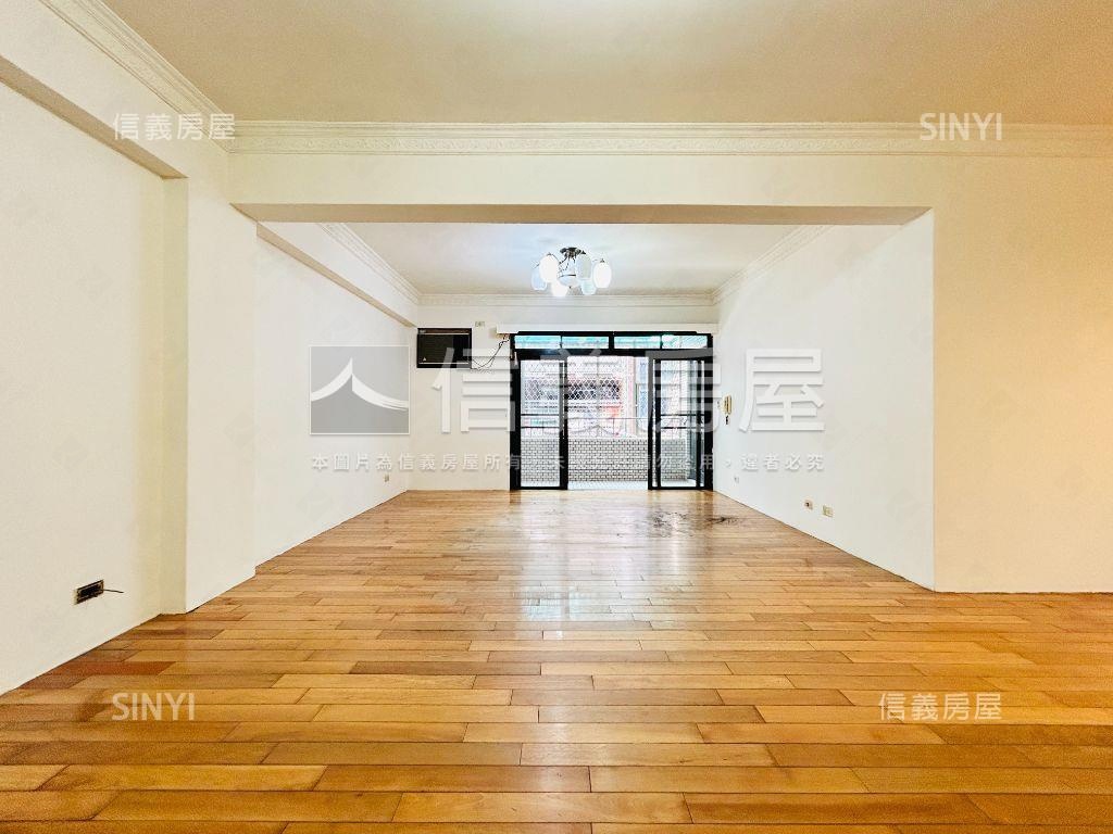 近捷運４房美寓房屋室內格局與周邊環境