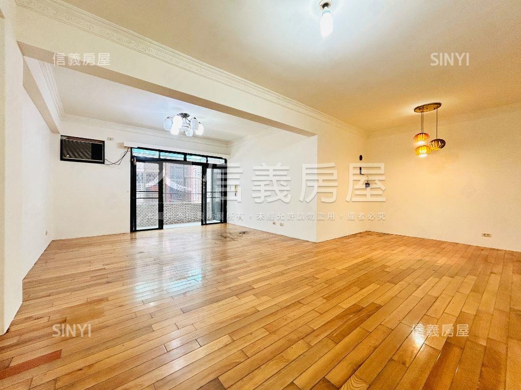 近捷運４房美寓房屋室內格局與周邊環境