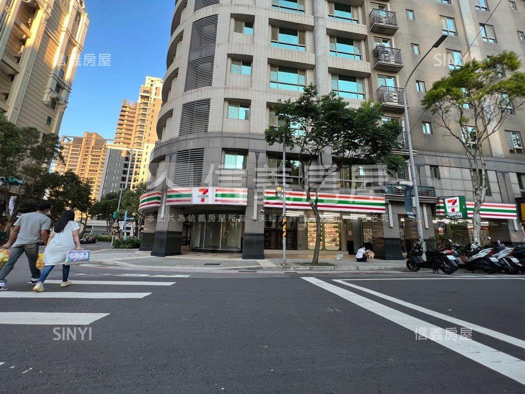 黃金榮耀之星店面Ｃ房屋室內格局與周邊環境