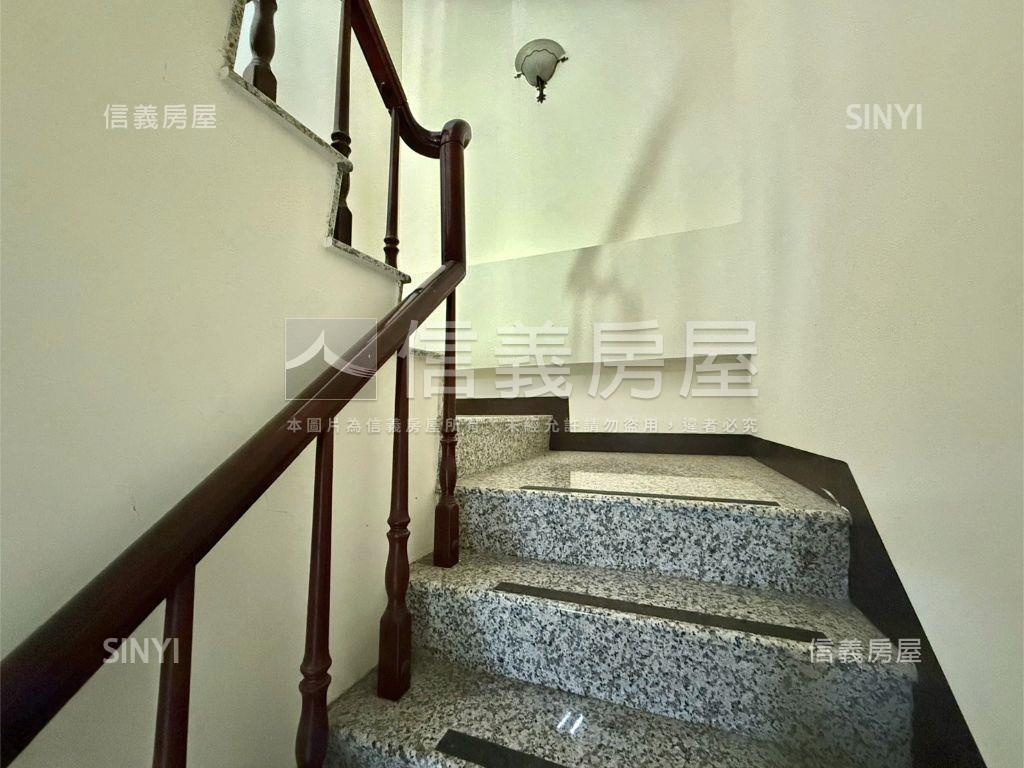 急售！歸仁面寬傳統透天房屋室內格局與周邊環境