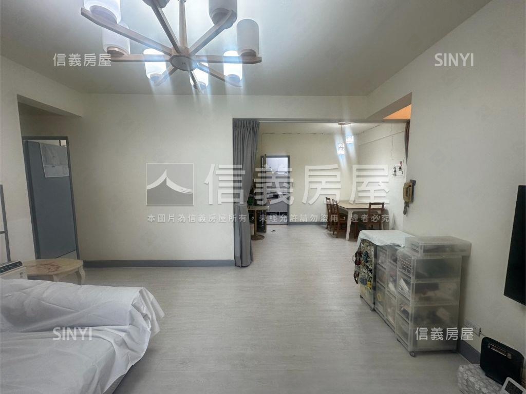 近區公所捷運美宅房屋室內格局與周邊環境