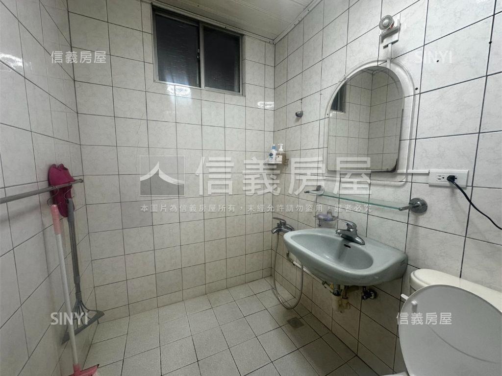 近區公所捷運美宅房屋室內格局與周邊環境