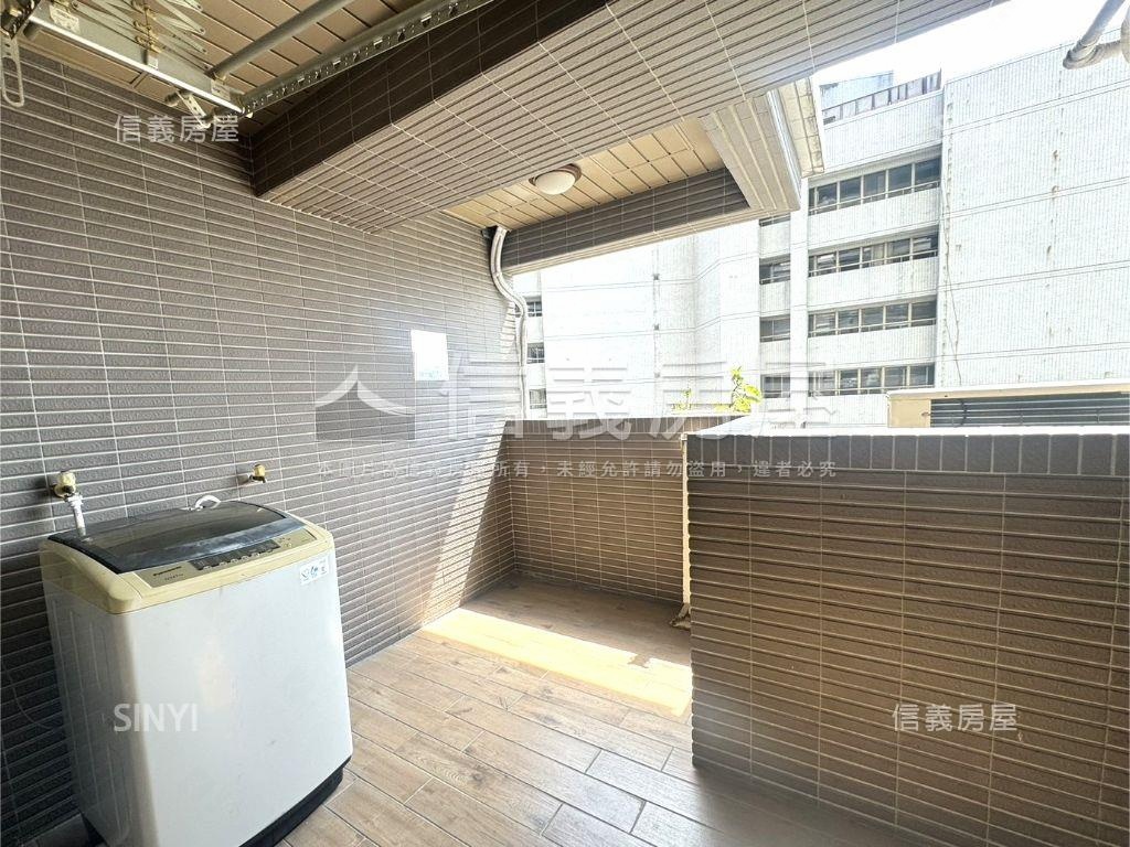 碧瑤金鑽三房車位房屋室內格局與周邊環境