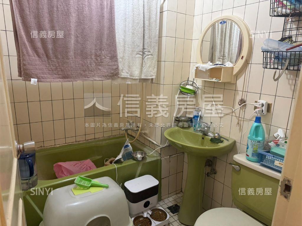 信義區國泰方正宅房屋室內格局與周邊環境