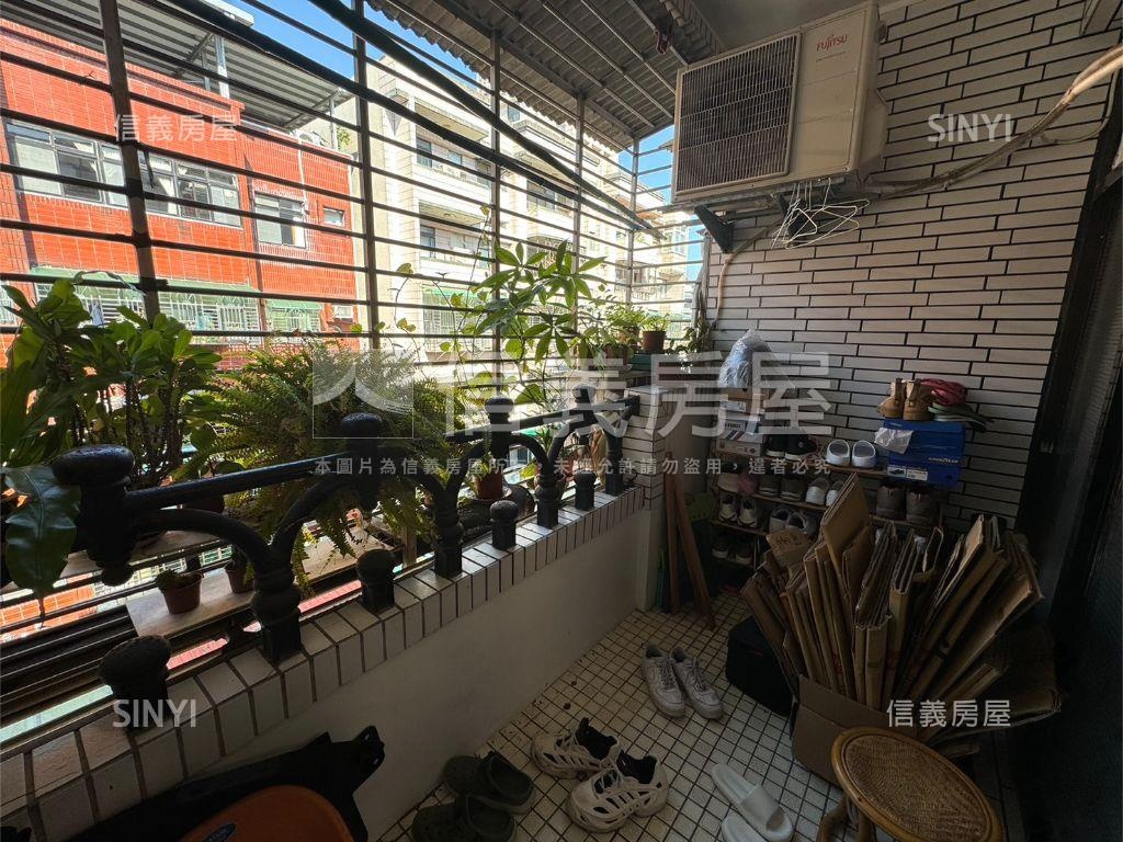 信義區國泰方正宅房屋室內格局與周邊環境