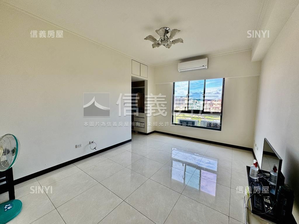 ＧＯＬＦ面公園四房雙車位房屋室內格局與周邊環境