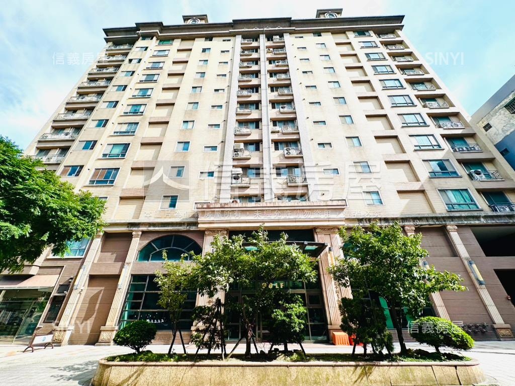 ＧＯＬＦ面公園四房雙車位房屋室內格局與周邊環境