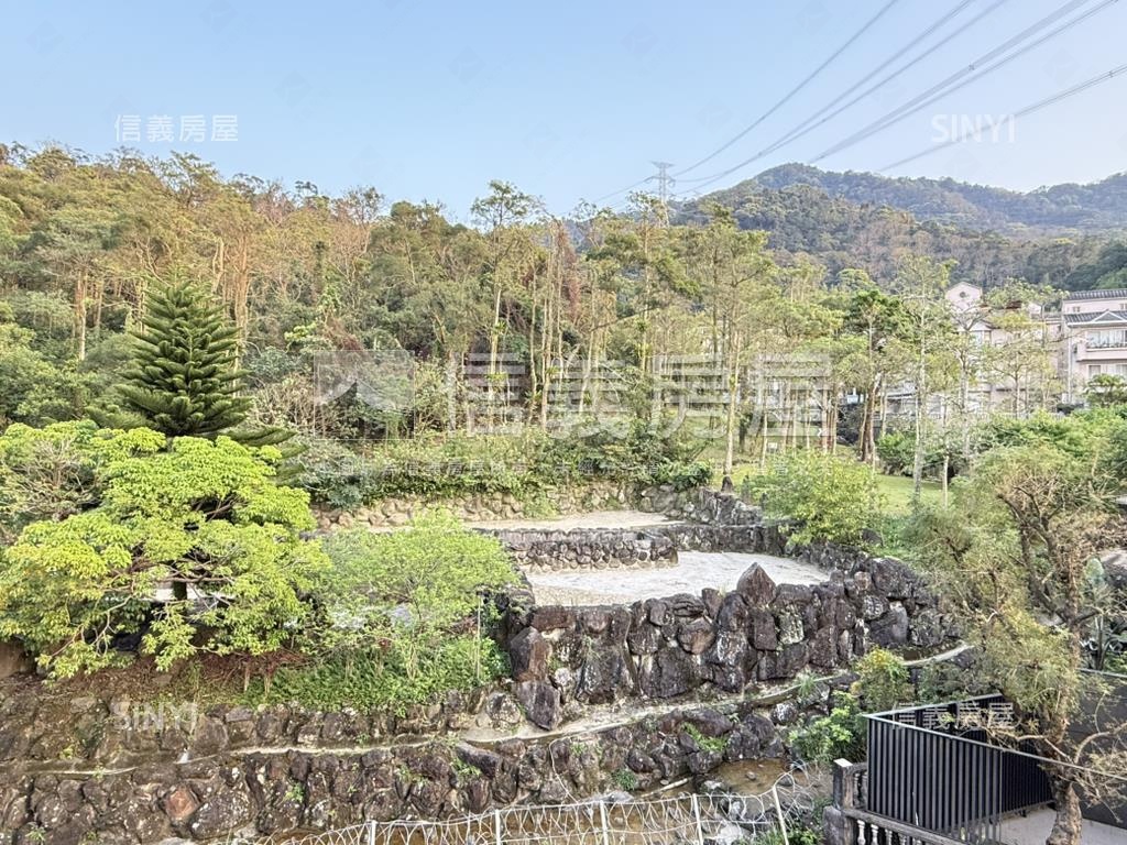 大學詩鄉樓中樓房屋室內格局與周邊環境