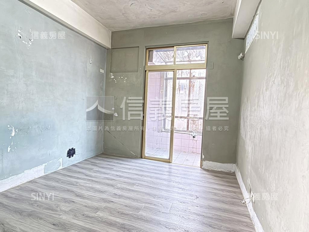 大學詩鄉樓中樓房屋室內格局與周邊環境