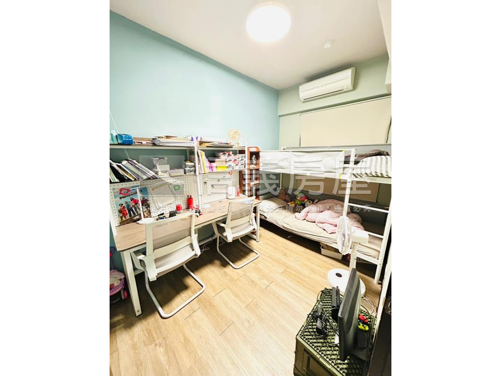 閱美館首選景觀三房車位房屋室內格局與周邊環境
