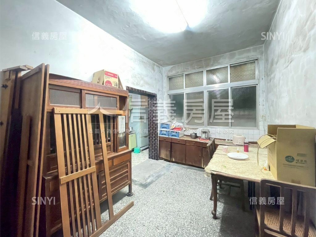 美術園道首排庭院古厝房屋室內格局與周邊環境
