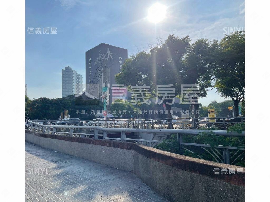 美術園道首排庭院古厝房屋室內格局與周邊環境