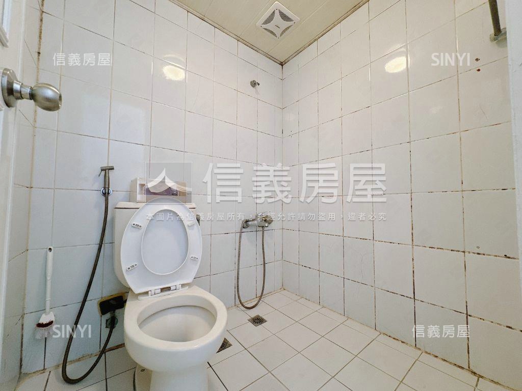 由鉅建設！南屯大三房平車房屋室內格局與周邊環境