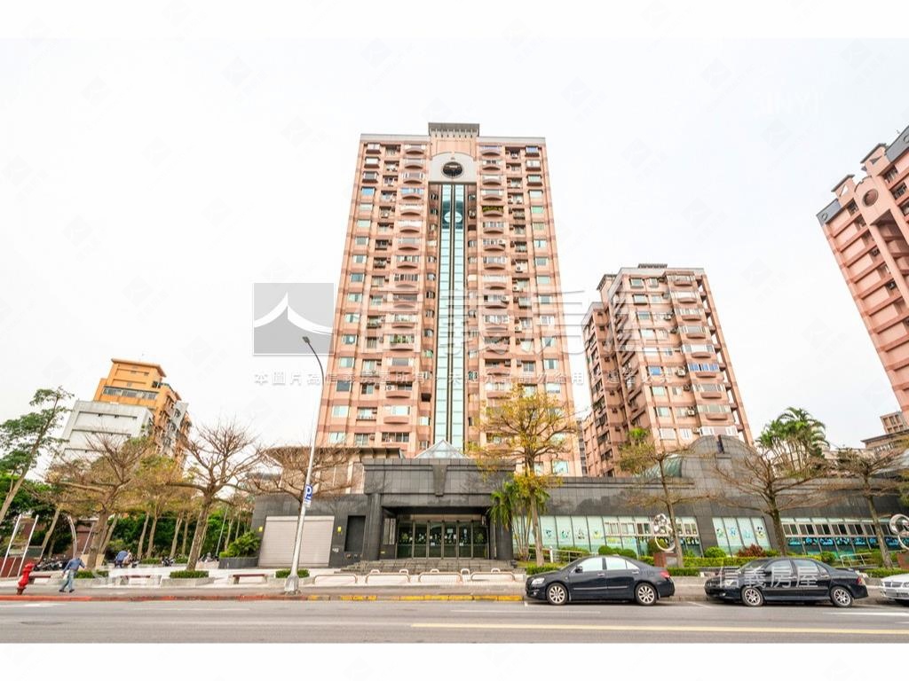 威京次高樓成鬧中取靜房屋室內格局與周邊環境