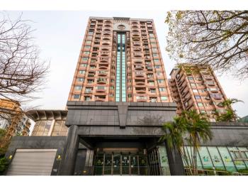 威京次高樓成鬧中取靜