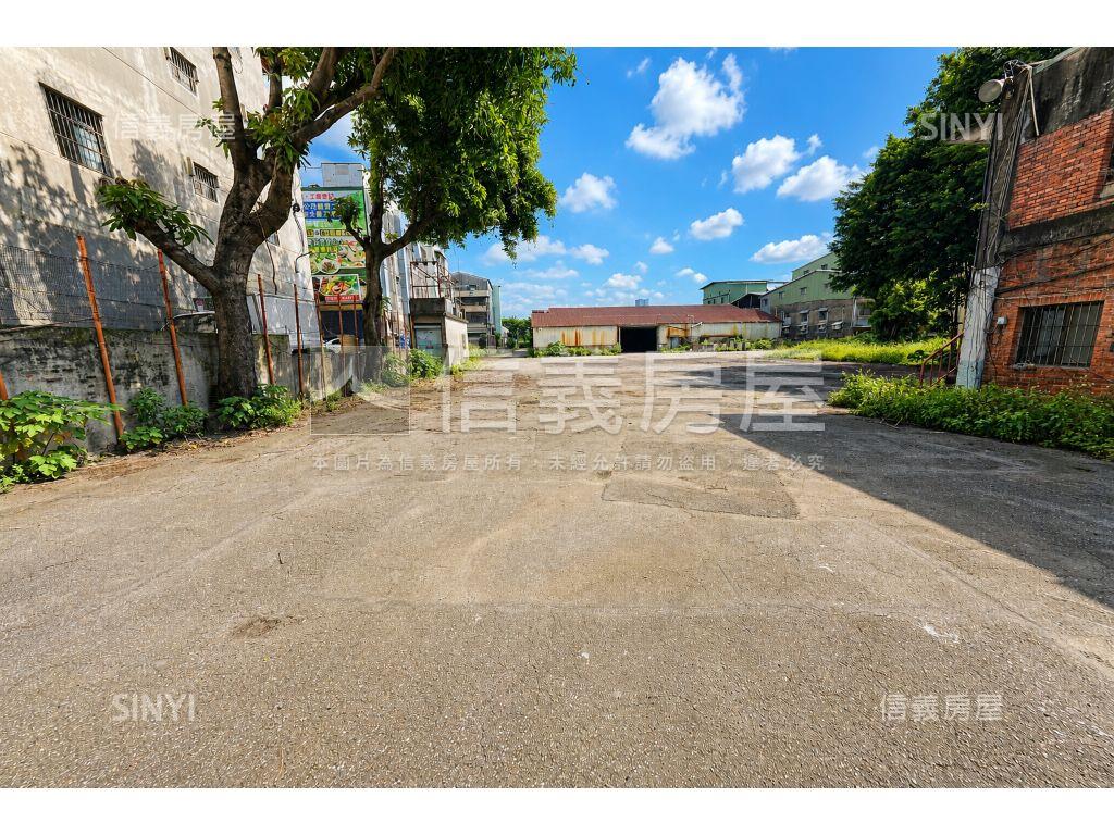 五股中興路１６３５工業地房屋室內格局與周邊環境